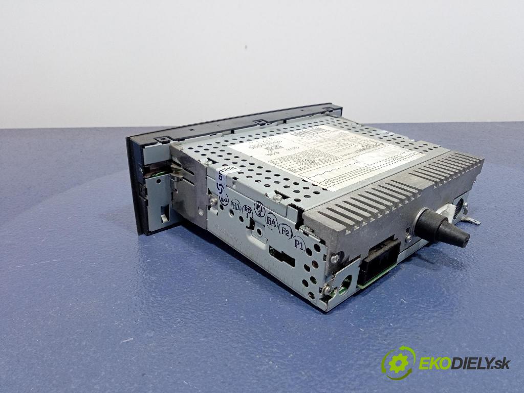 Mitsubishi Colt 2006 Radio I Navigácia: MZ313550