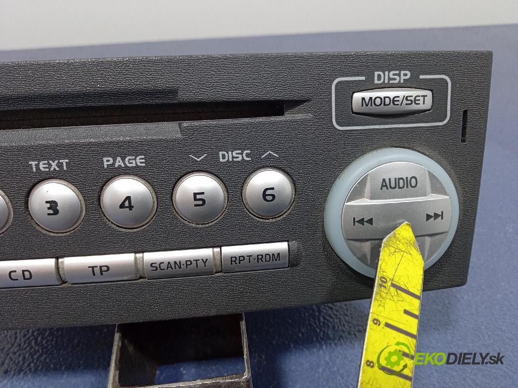 Mitsubishi Colt 2006 Radio I Navigácia: MZ313550
