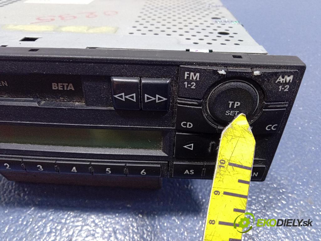 Volkswagen Polo 2006 Radio I Navigácia: