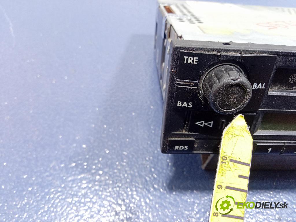 Volkswagen Polo 2006 Radio I Navigácia: