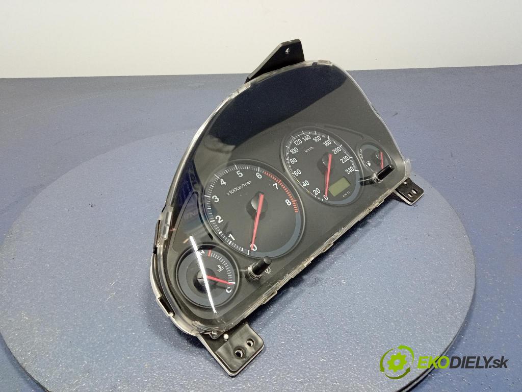 Honda Civic 2003 Přístrojová deska HR0279024