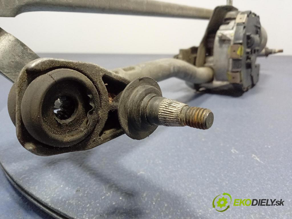 Audi A3 2003 mechanismus motorek Stěrače: před 8P1955023