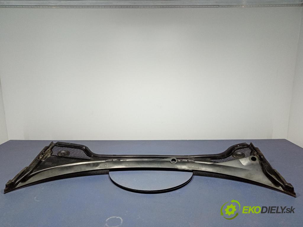 Audi A3 2003 torpédo 8P1819415E