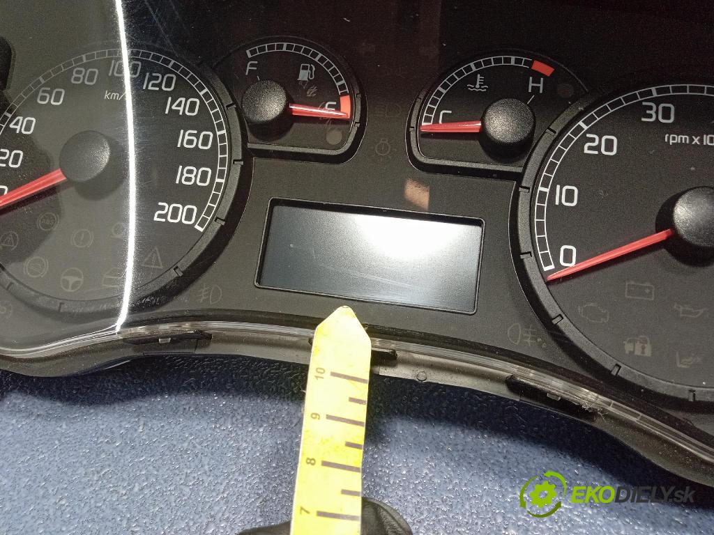 Fiat Doblo 2008 Přístrojová deska 51797302