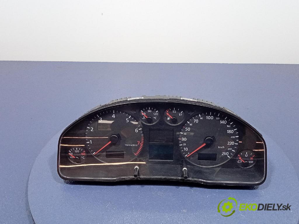 Audi A6 1999 Přístrojová deska 4B0920900D