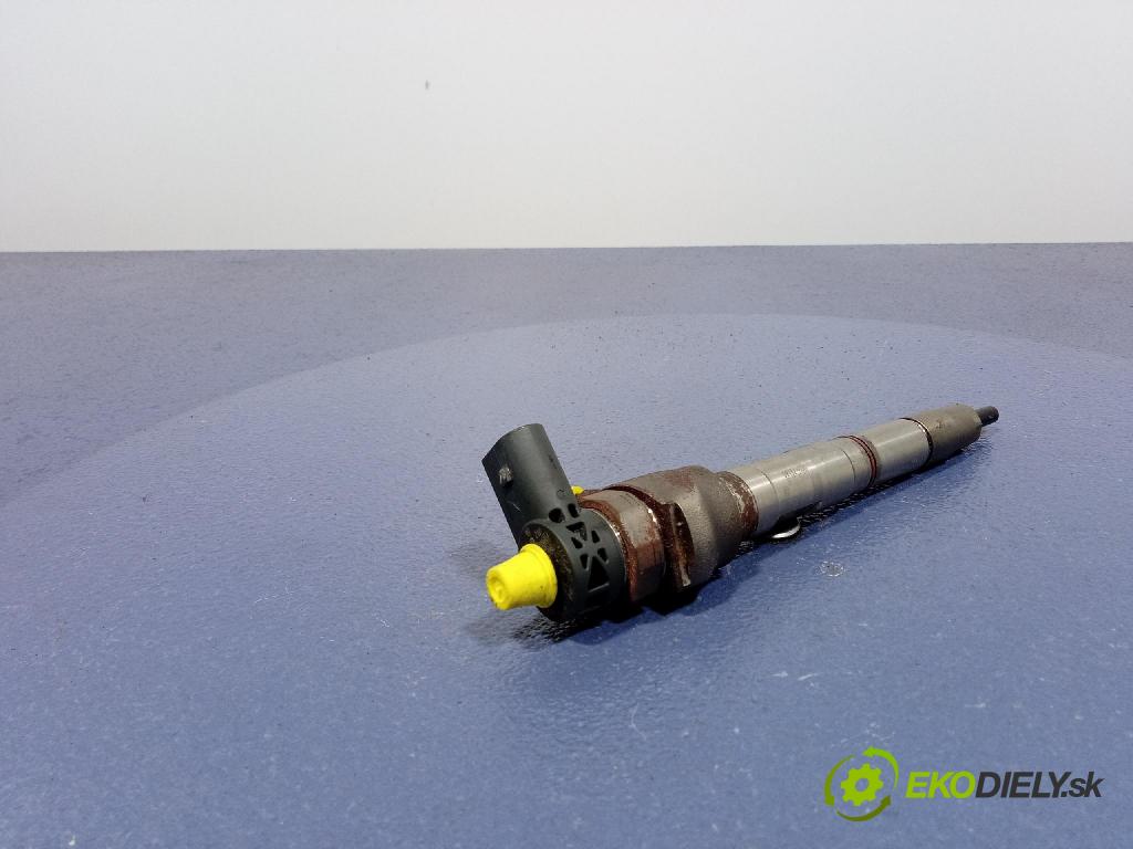 Audi A4 2016 vstrek 04L130277AC