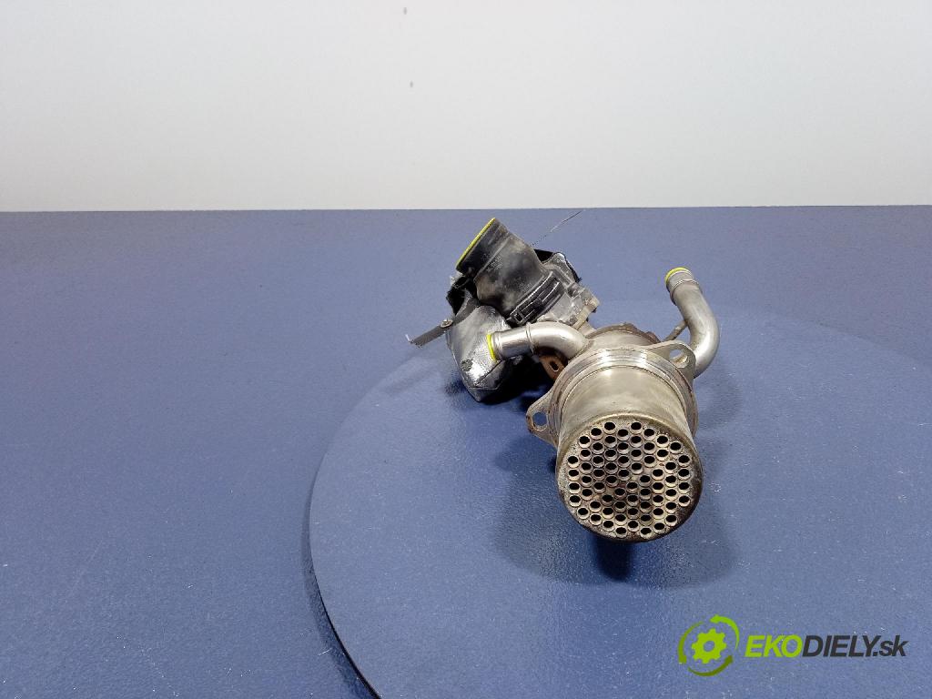 Audi A4 2016 chladič EGR 04L131512A