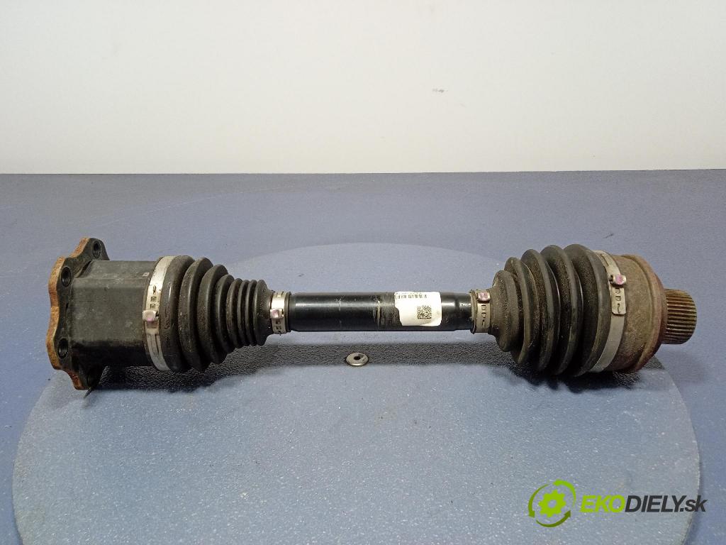 Audi A4 2016 poloos ľavá Predné 8W0407271E