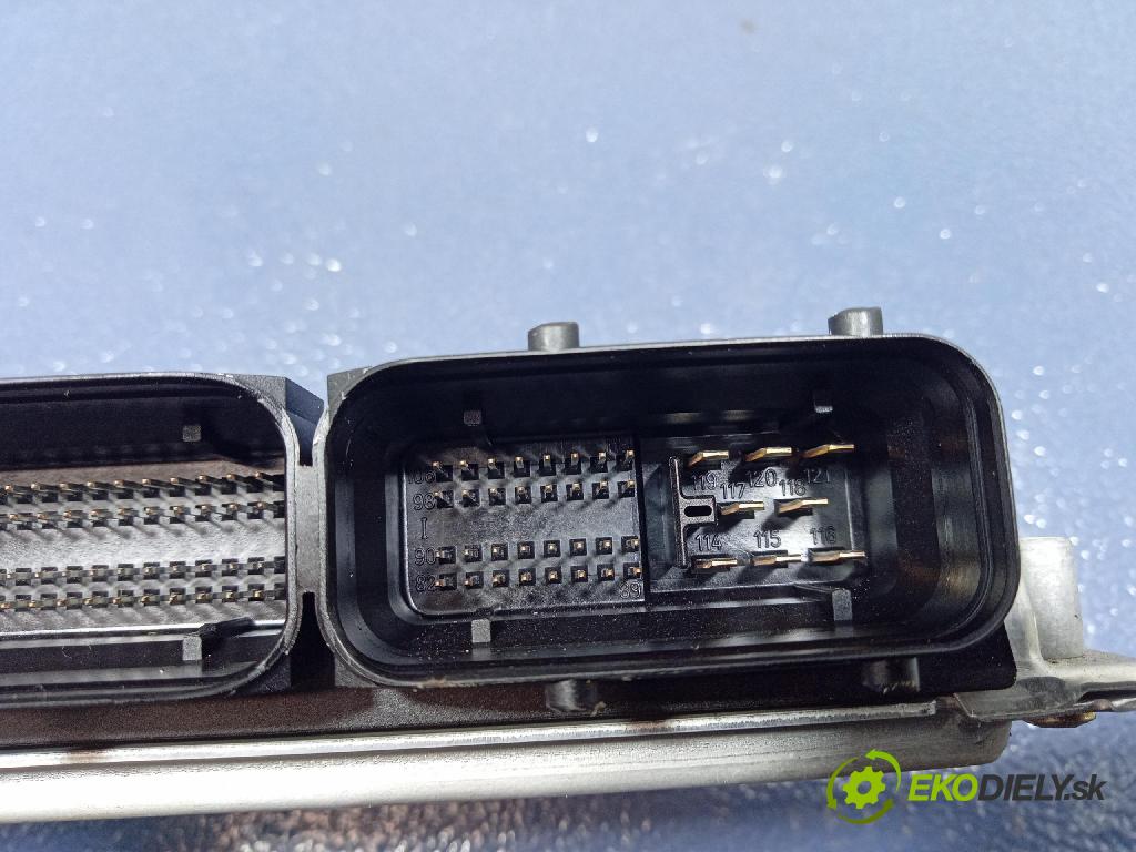 Audi A6 1999 riadiaca jednotka Motor: 3B0907552L