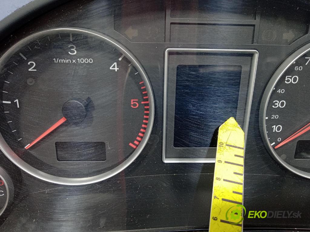 Audi A4 2006 Přístrojová deska 0263626090