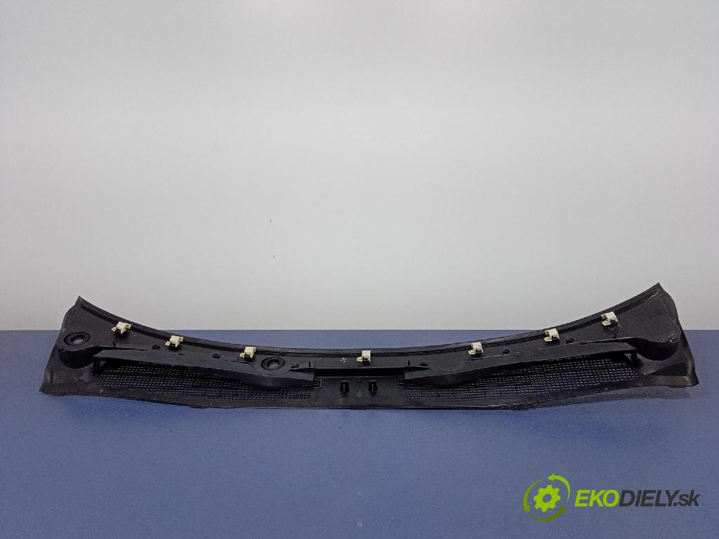 Renault Megane 2010 torpédo 668110003R