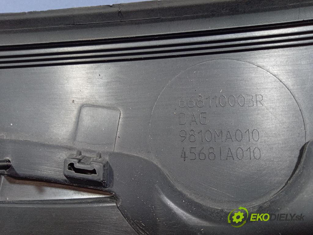 Renault Megane 2010 torpédo 668110003R