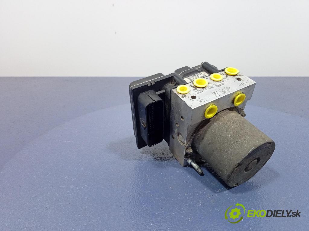 Audi A4 2006 čerpadlo ABS x 8E0614517AK