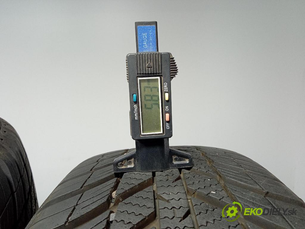 Audi A4 2006 pneumatiky: Víceúrovňové 8807622100475