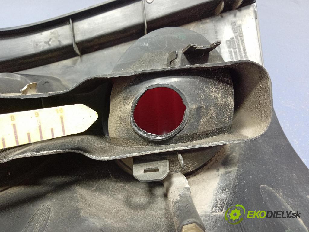 Nissan Primera 2005 světlo Zad: Práva: Mimo: 26550AU400