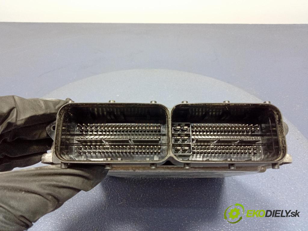 Skoda Superb 2016 riadiaca jednotka Motor: 04L907309M