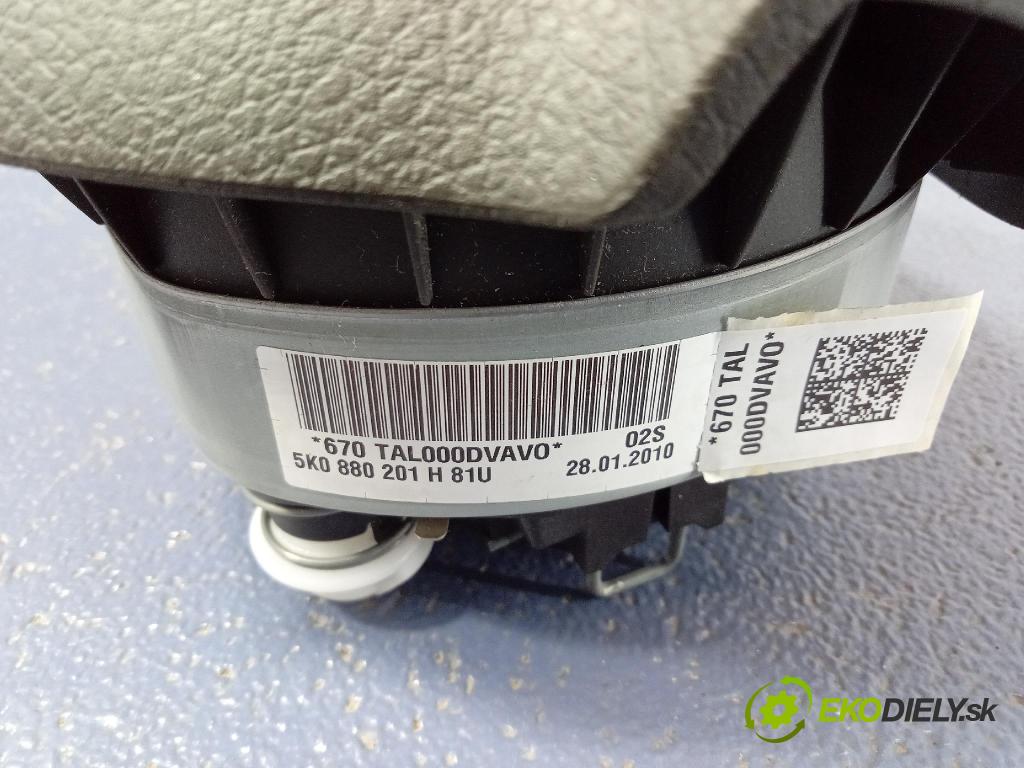 Vw Golf 2010 kokpit,pristrojová doska 5M1858296D