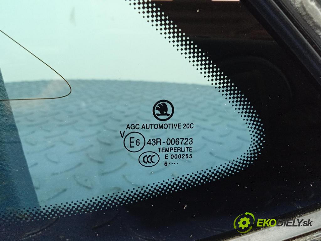 Skoda Superb 2016 sklo Karosérie: Zad: 3V9845297L