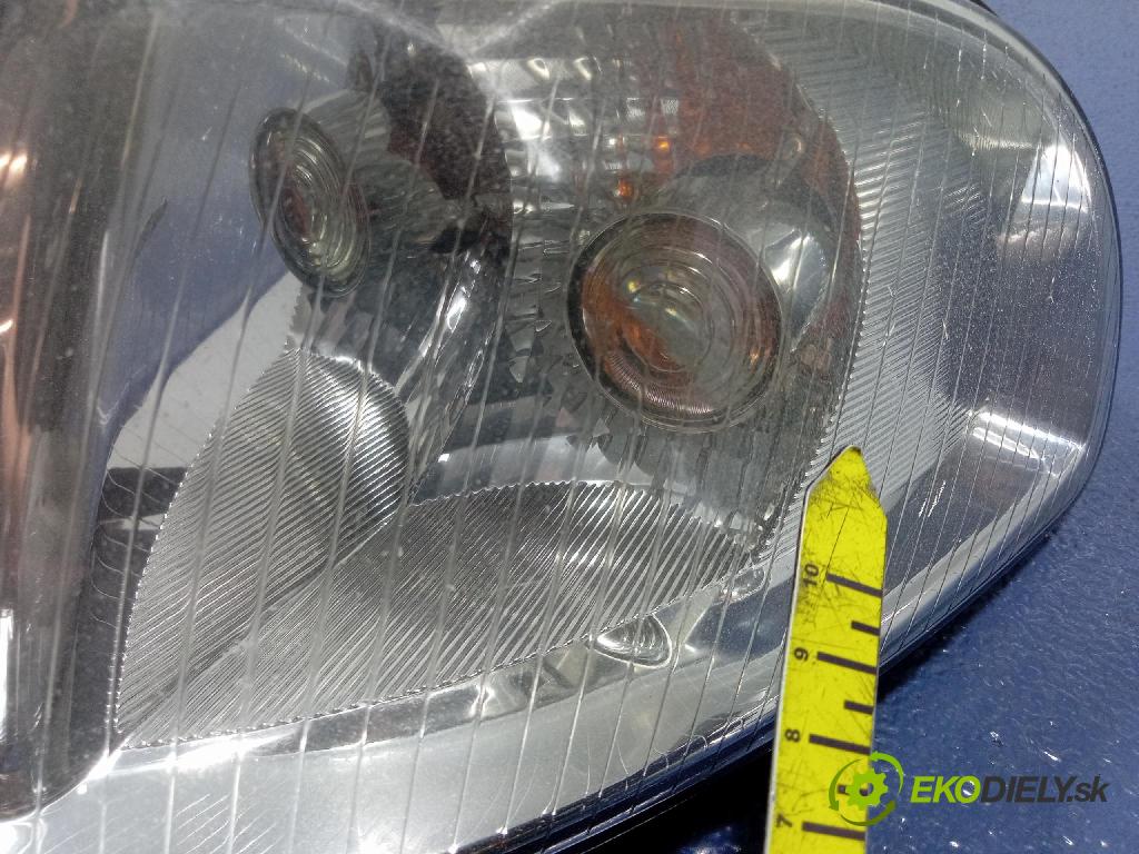 Audi A4 2000 světlo Levý: 8D0941029AK