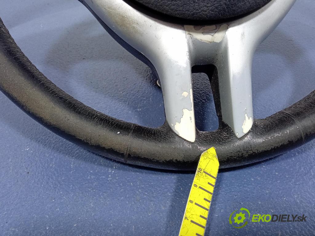 Bmw Seria 3 2001 volant 6755823