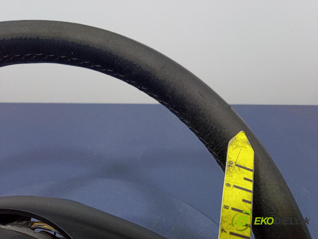 Bmw Seria 3 2001 volant 6755823