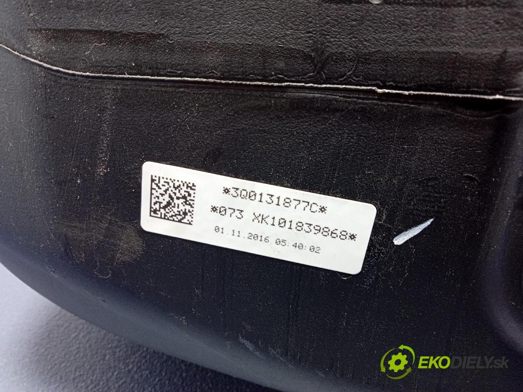 Skoda Superb 2016 Nádrž: AdBlue: 3Q0131877C