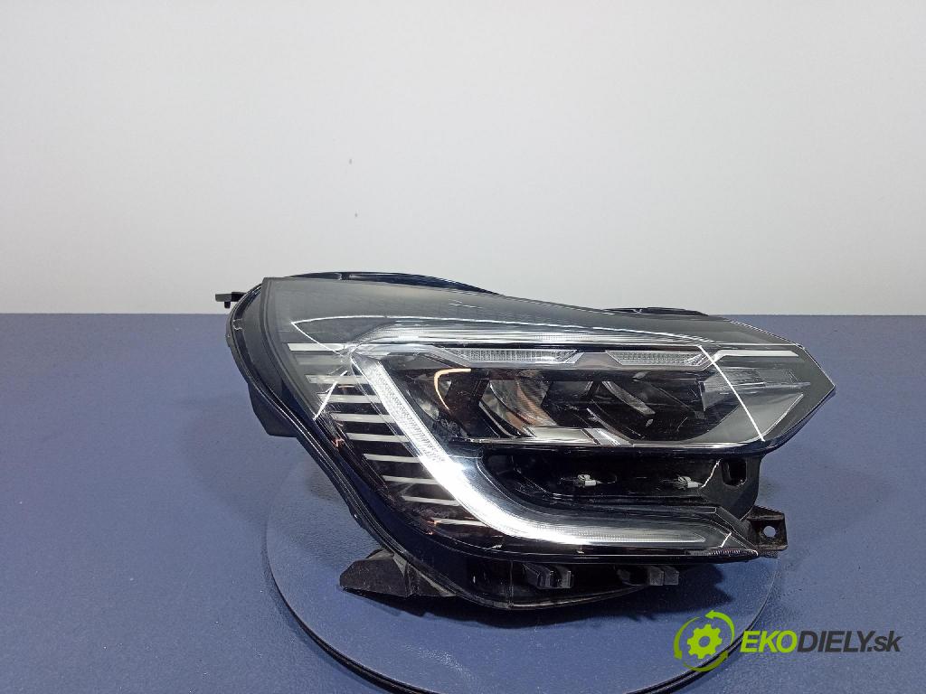 Renault Captur 0 světlo v pravo: 260104525R