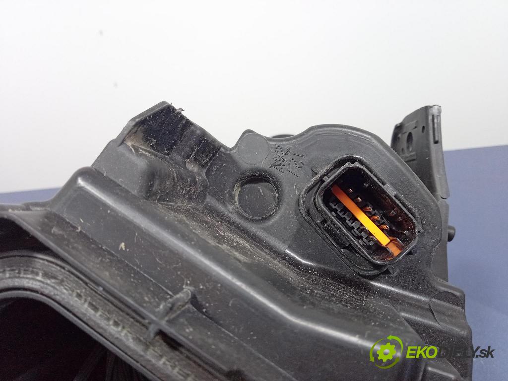 Renault Captur 0 světlo v pravo: 260104525R