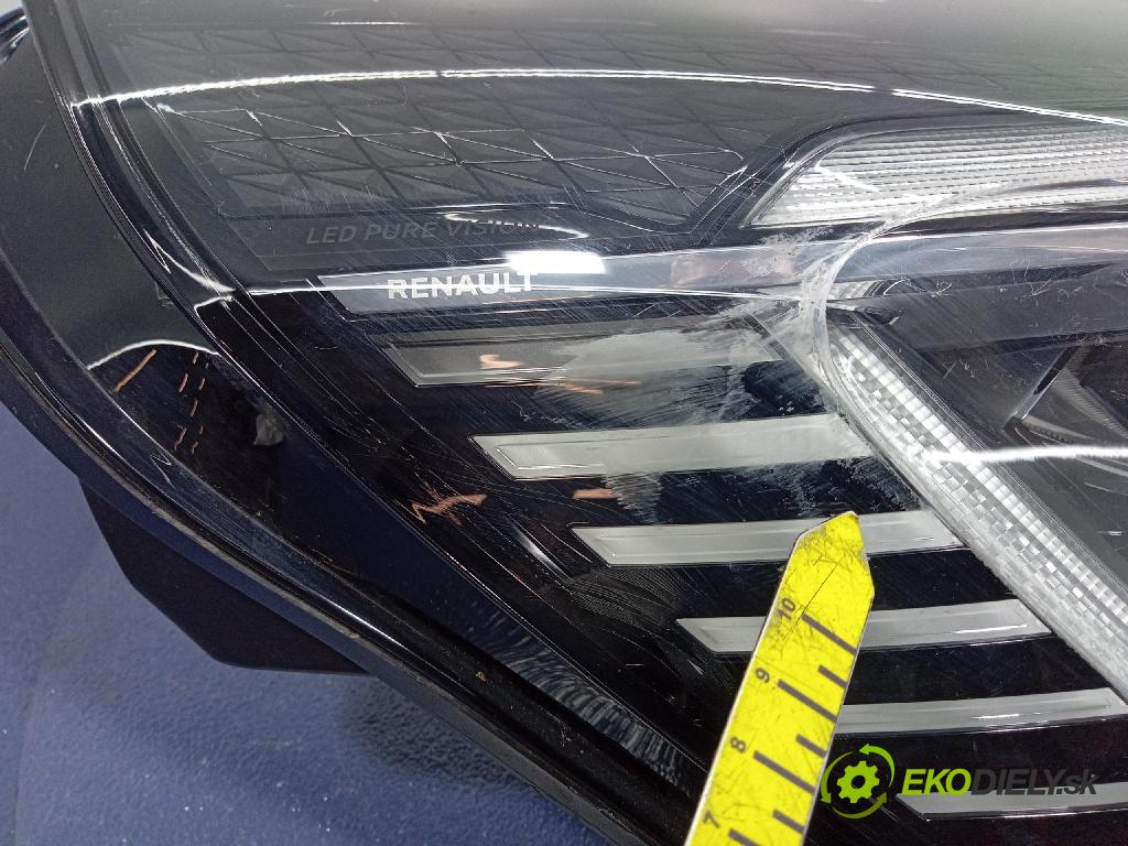Renault Captur 0 světlo v pravo: 260104525R