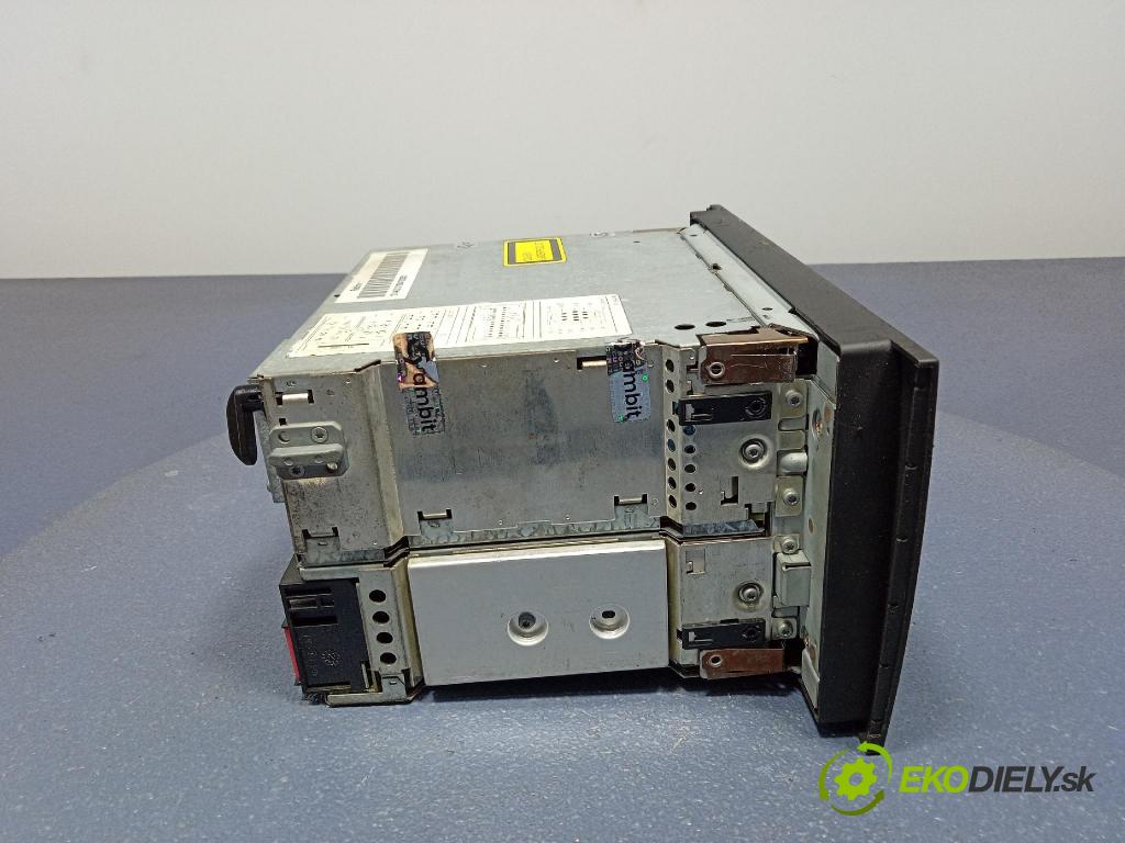 Audi A6 2002 Radio I Navigácia: 4B0035192K