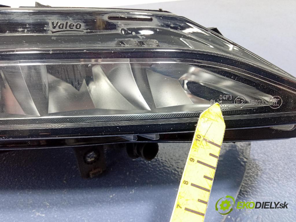 Skoda Superb 0 Halogen v pravo: 90150337