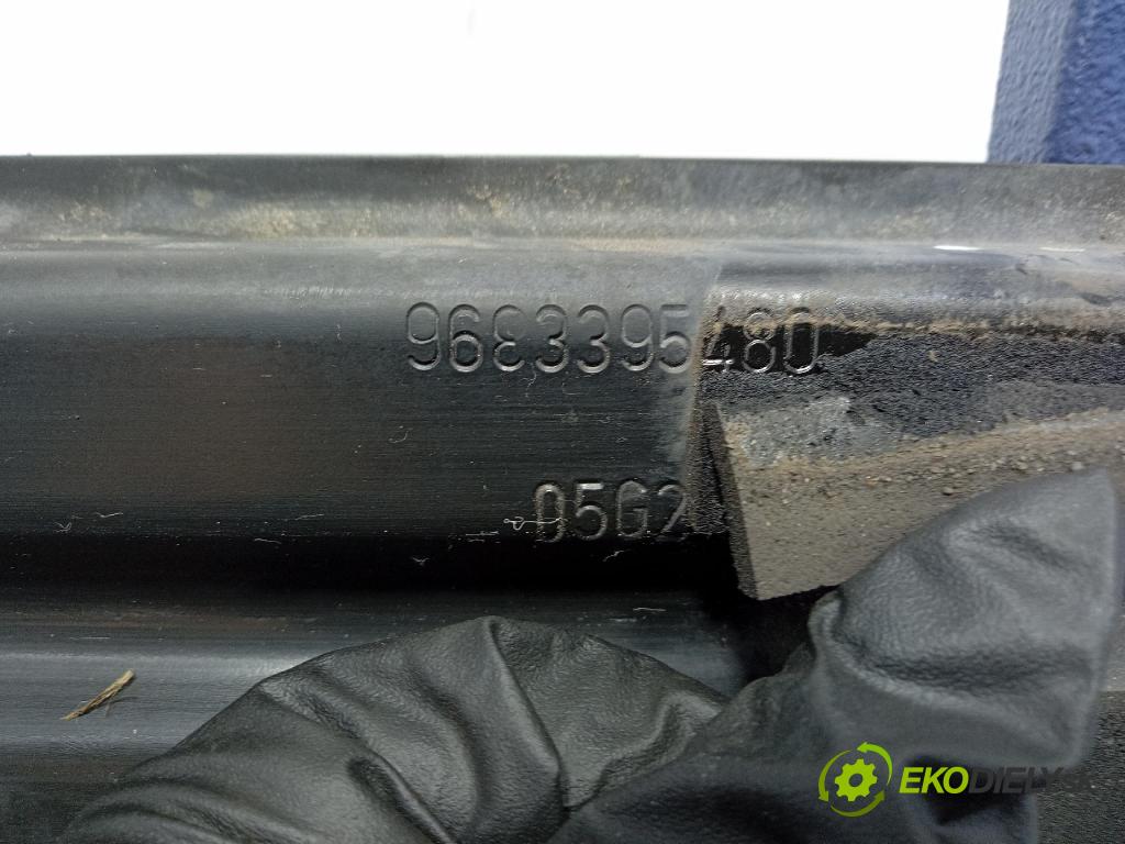Citroen Ds3 2012 výztuha narazník před 9683395480