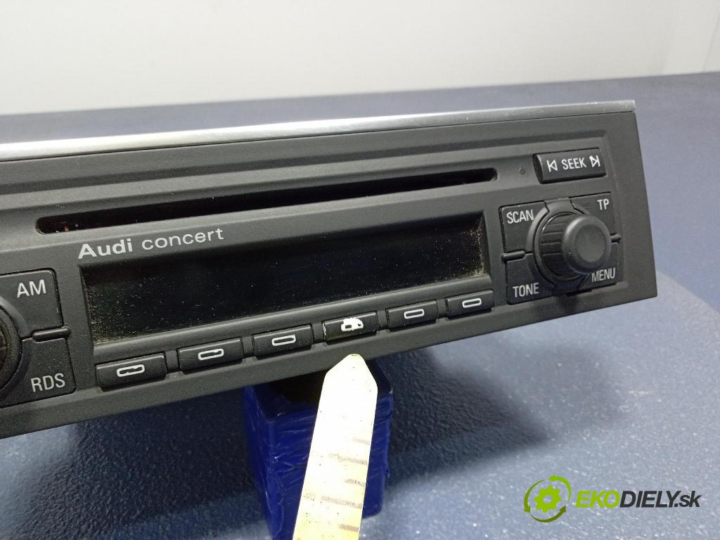 Audi A4 2003 Radio I Navigácia: 8E0035186J