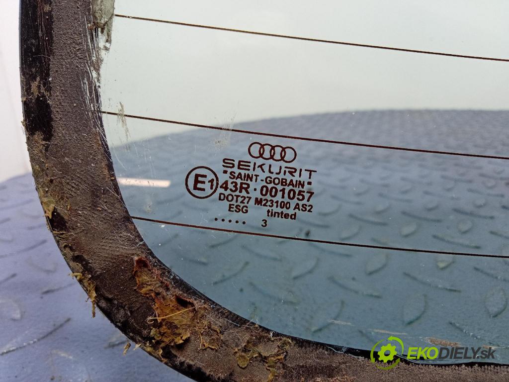 Audi A4 2003 sklo zadní