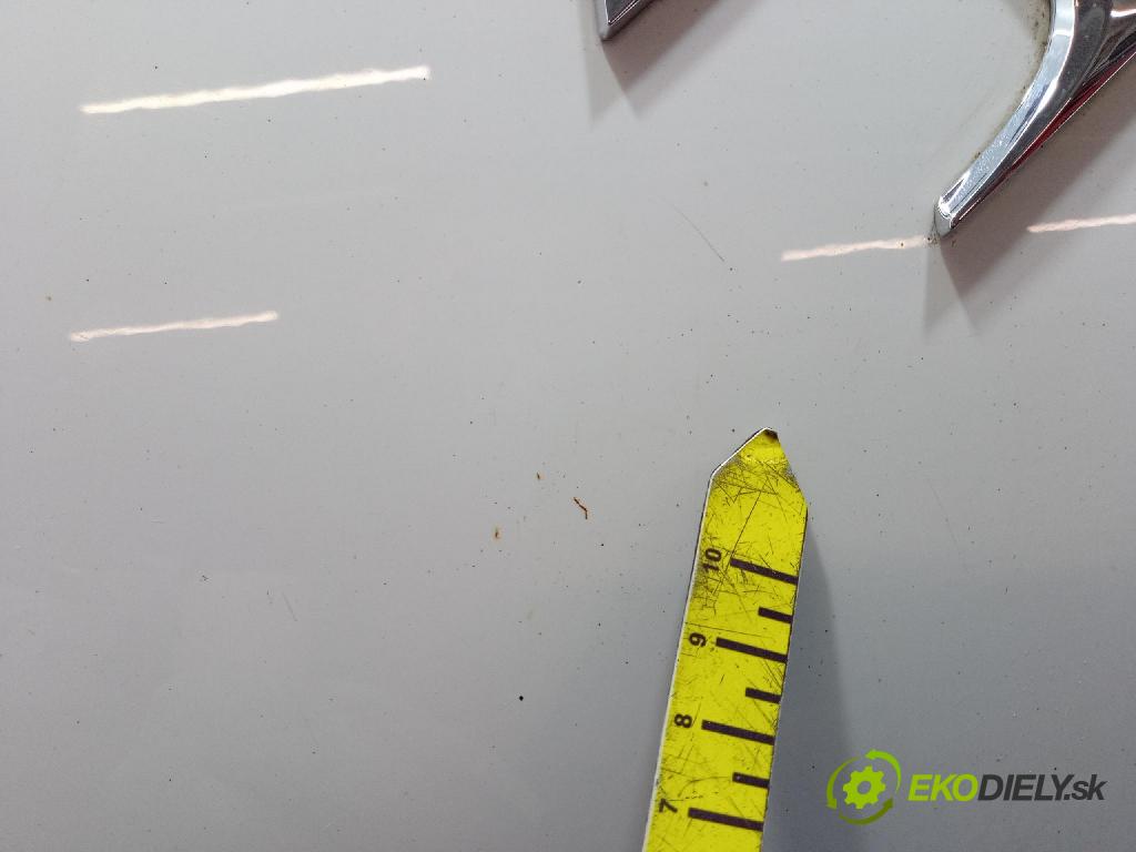 Citroen Ds3 2012 zadní dveře kufra: kufr