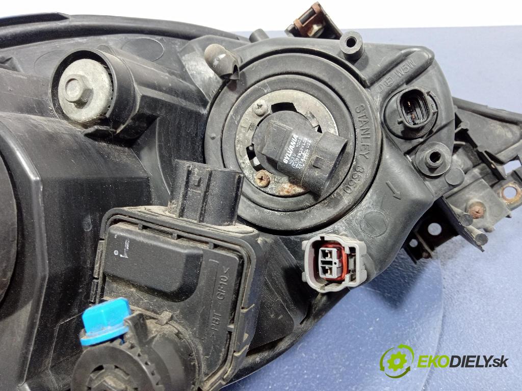 Mazda 5 2007 světlo Levý: C235-51040