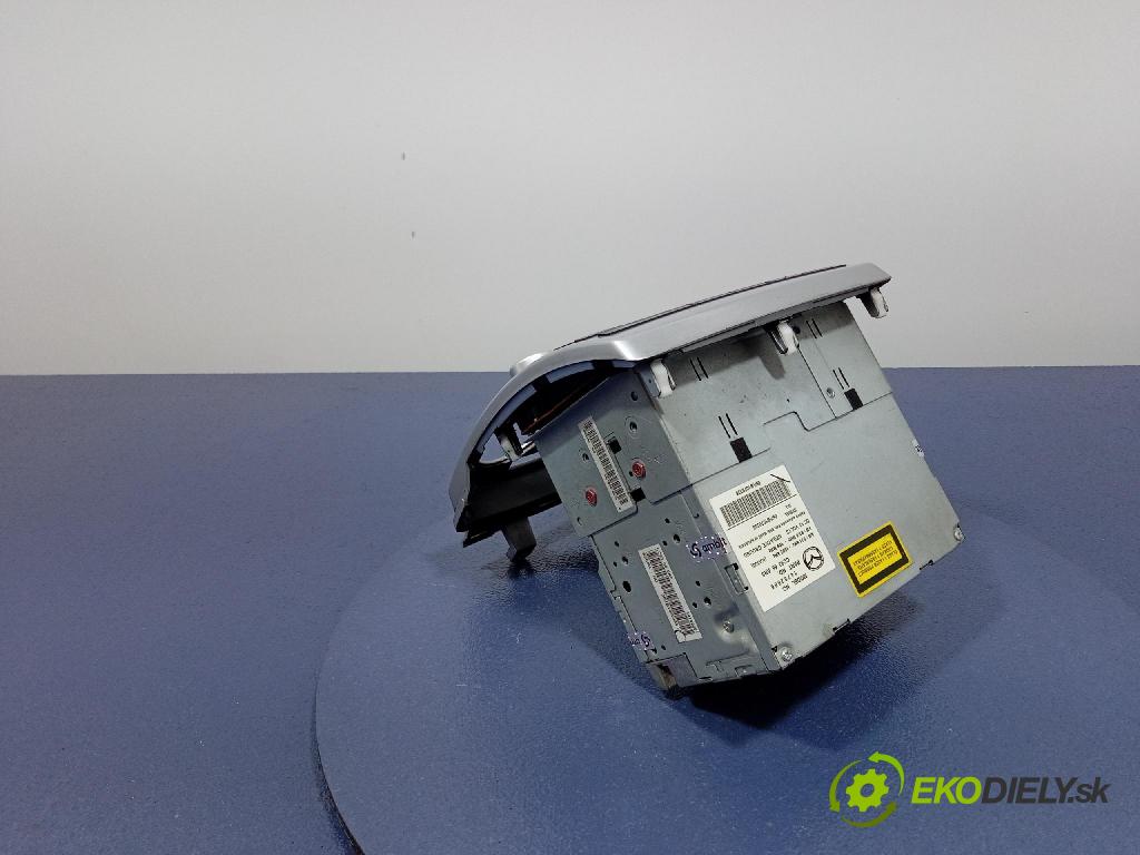 Mazda 5 2007 Radio I Navigácia: CC9366AR0