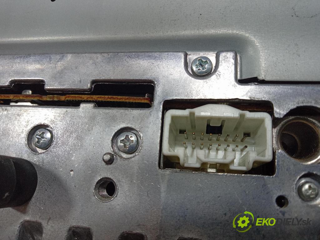 Mazda 5 2007 Radio I Navigácia: CC9366AR0