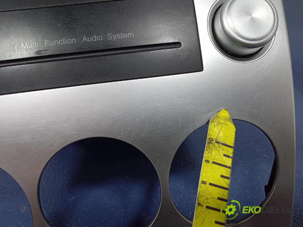Mazda 5 2007 Radio I Navigácia: CC9366AR0