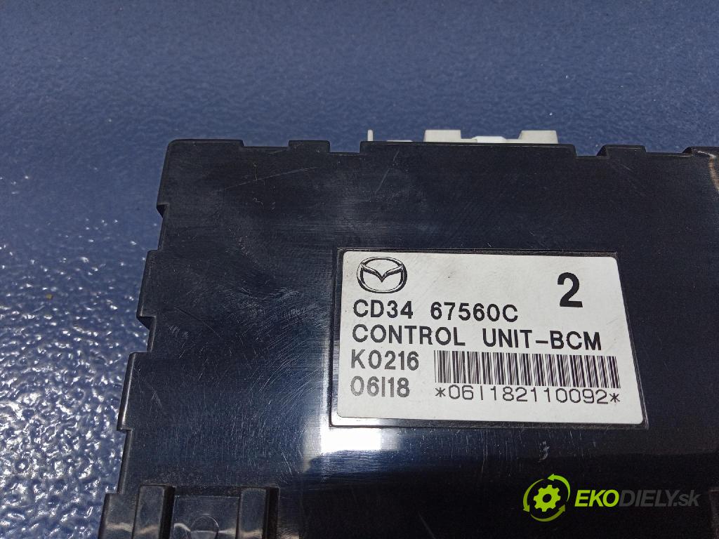 Mazda 5 2007 riadiaca jednotka Motor: RF7P18881P