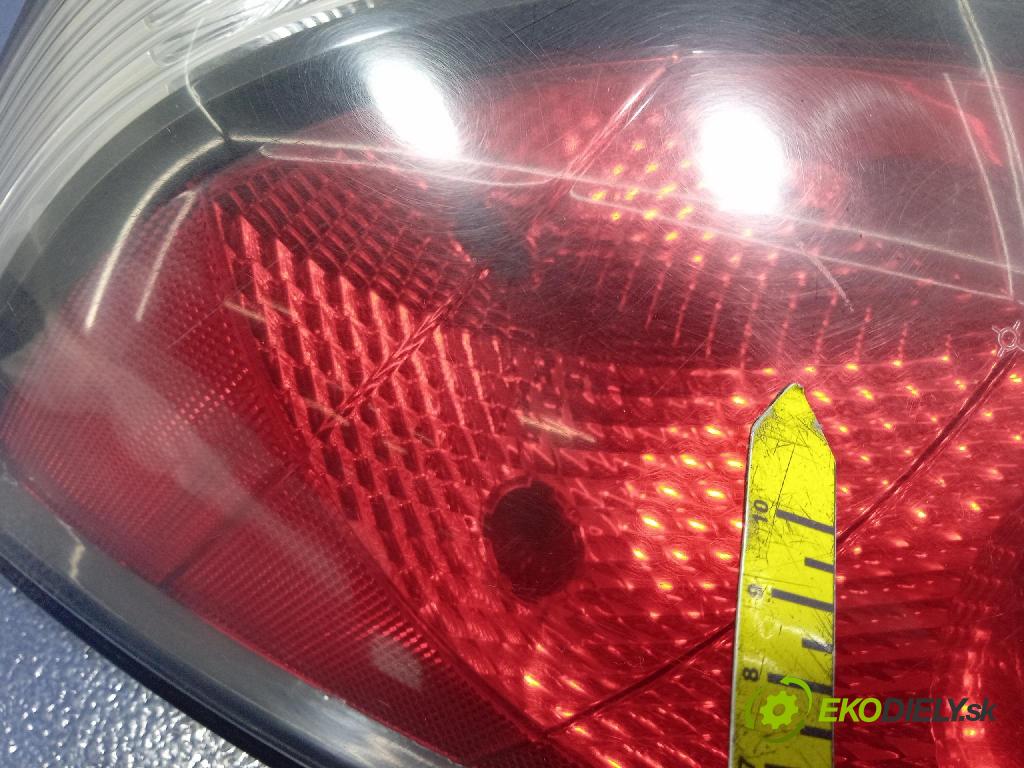 Kia Rio 2006 světlo Zad: levá Mimo: 92402-1G2L