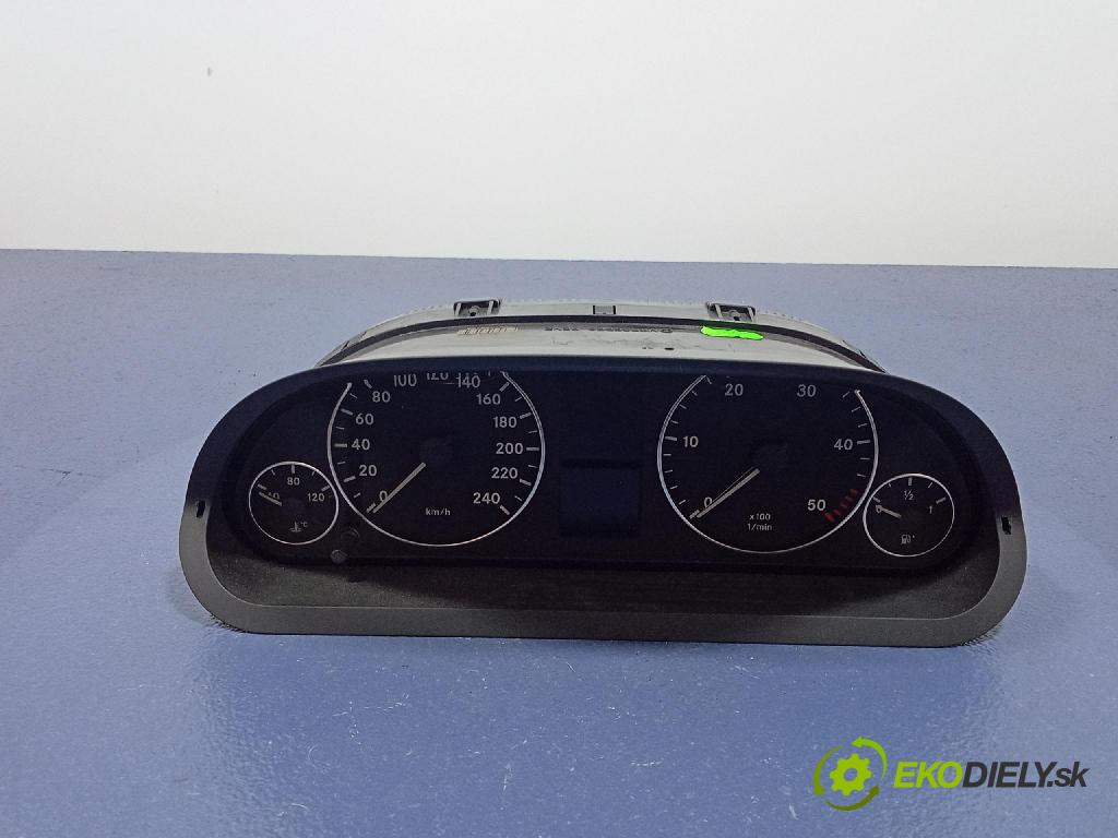 Mercedes A 200 2005 prístrojovka/ budíky 1031098100