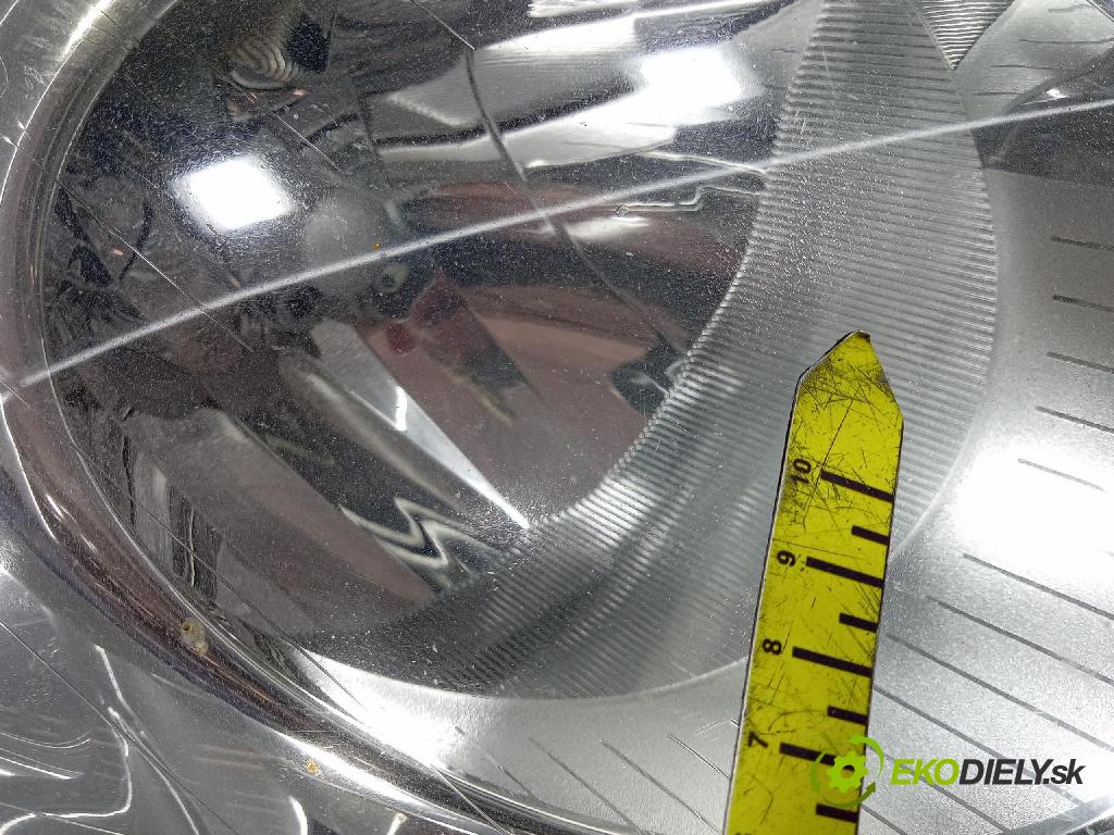 Mercedes A-Klasa 2005 světlo v pravo: A1698200261