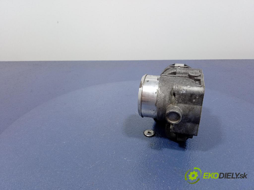 Audi A4 2003 škrticí klapka 06B133062M