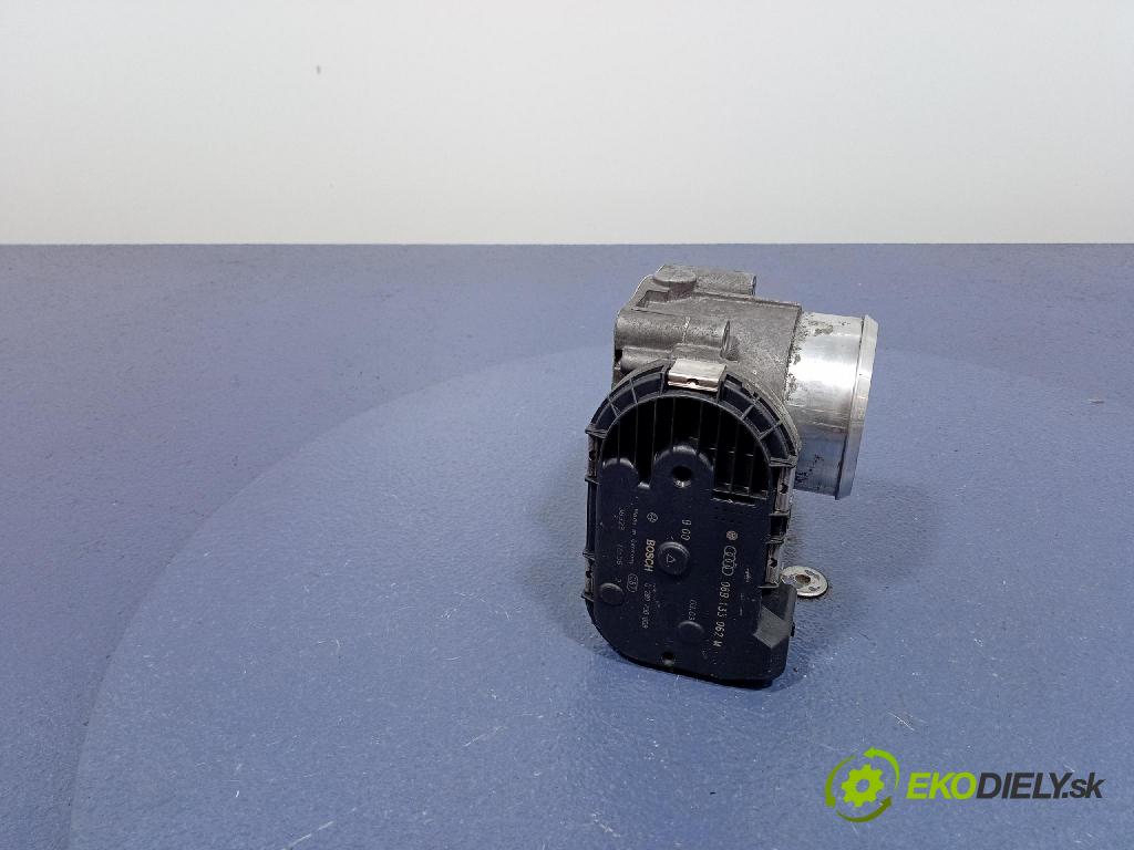 Audi A4 2003 škrticí klapka 06B133062M