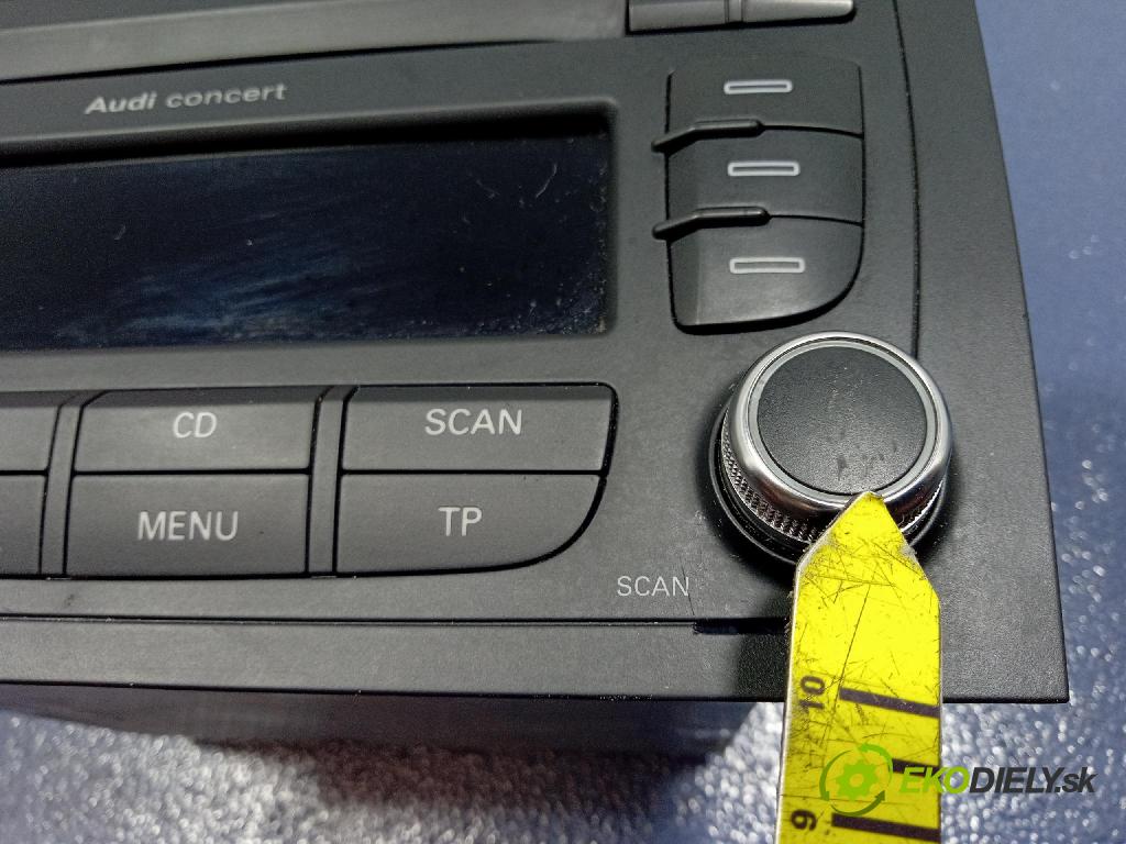 Audi A3 1.9 tdi 2004 Radio I Navigácia: 8P0035186G