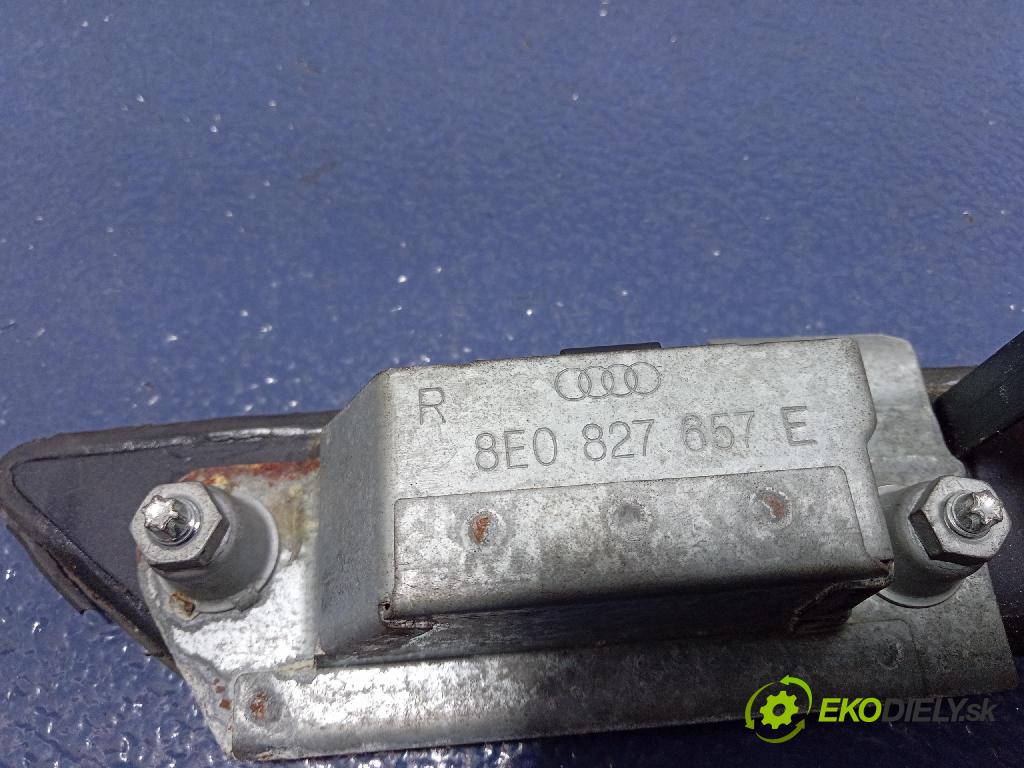 Audi A3 1.9 tdi 2004 zaslepka: Zad: 8E0827657D