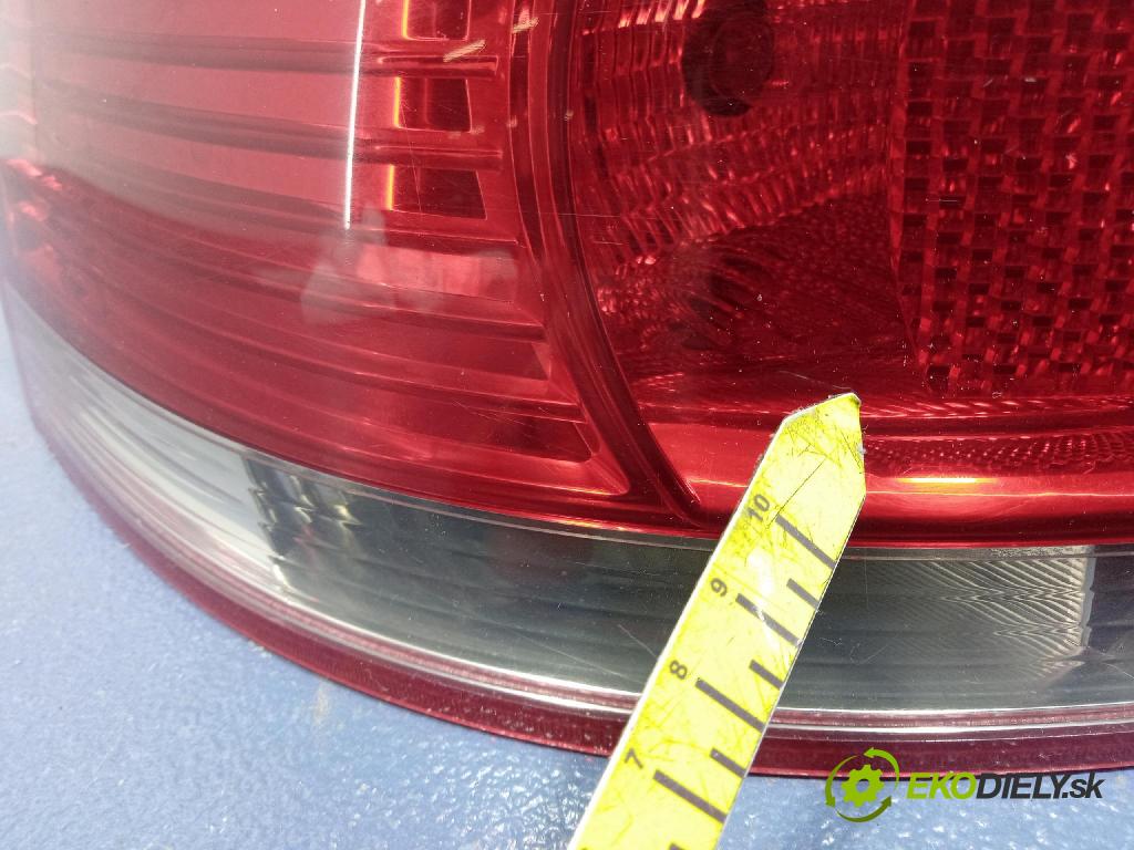 Audi A3 1.9 tdi 2004 světlo Zad: levá Mimo: 8P0945095