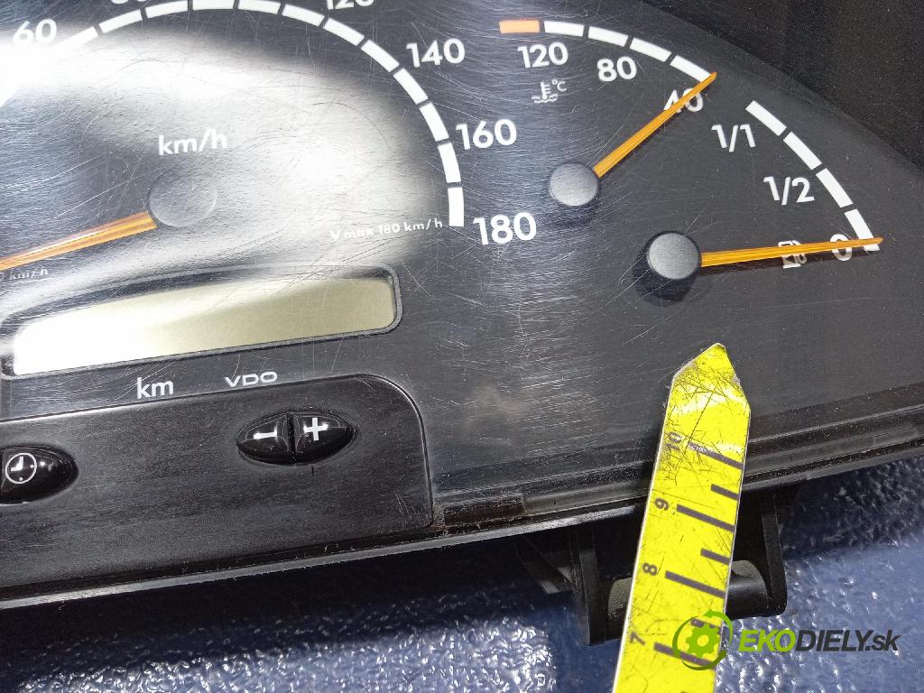 Mercedes Sprinter 2003 prístrojovka/ budíky A0014468521
