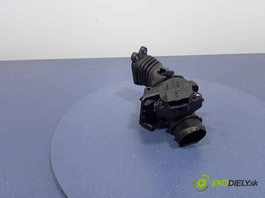 Ford Focus 2006 škrticí klapka 9643836980